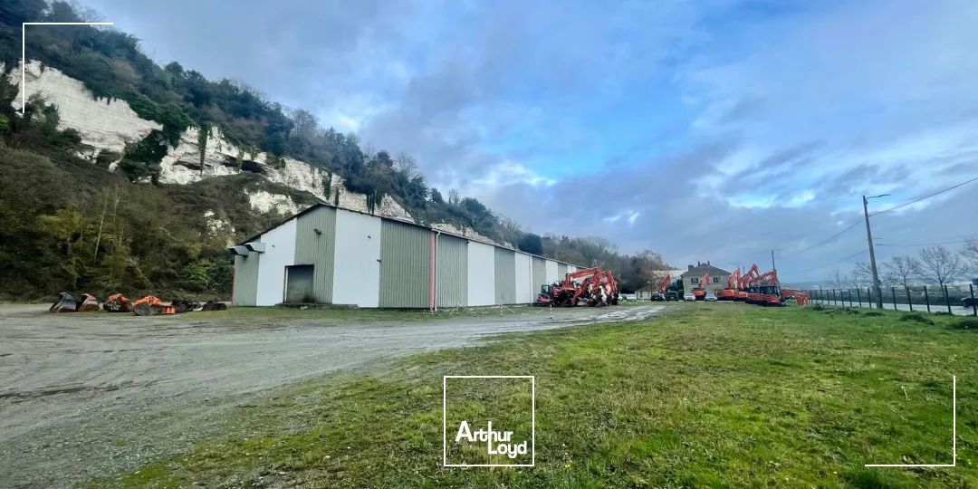 Locaux d'activité à vendre à CANTELEU 76380