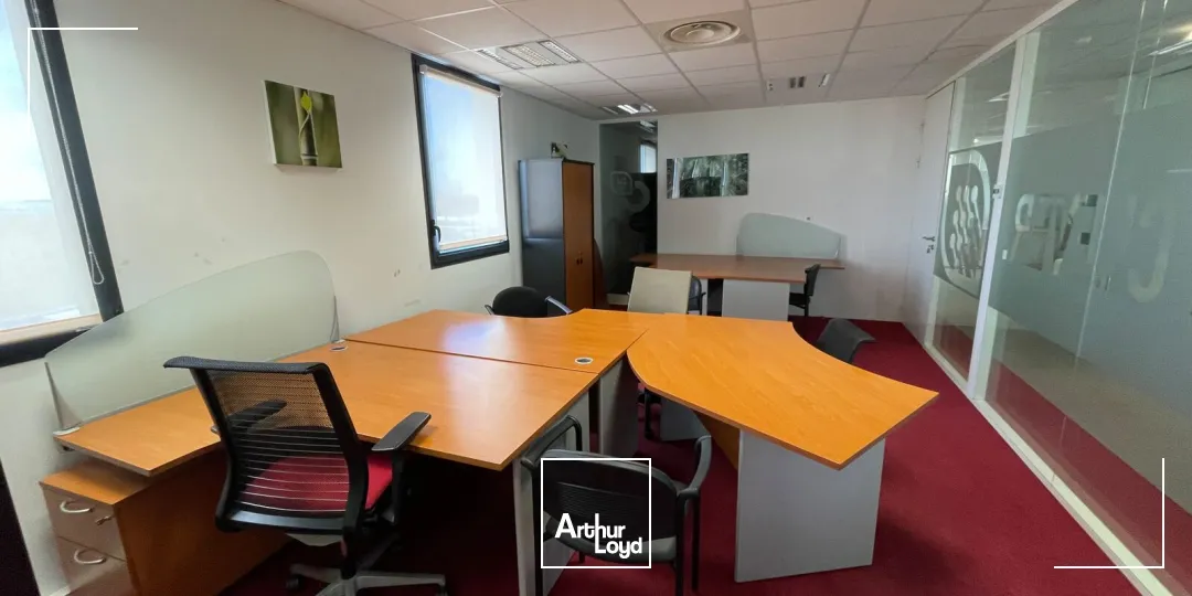 BUREAUX À VENDRE AVEC ROOFTOP-480 M²-SAINT HERBLAIN