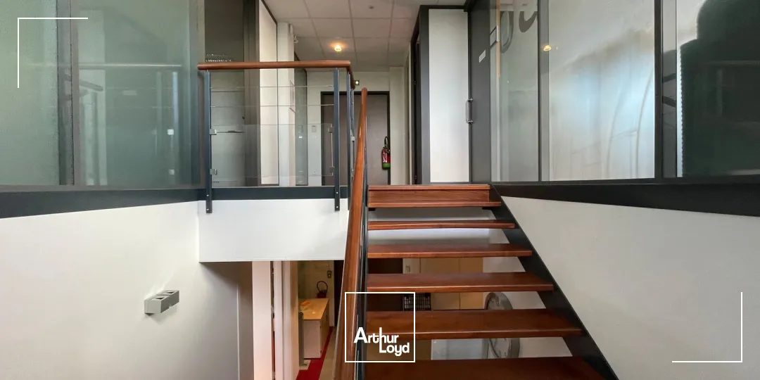 BUREAUX À VENDRE AVEC ROOFTOP-480 M²-SAINT HERBLAIN