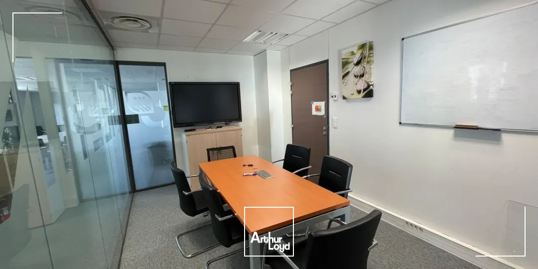 BUREAUX À VENDRE AVEC ROOFTOP-480 M²-SAINT HERBLAIN