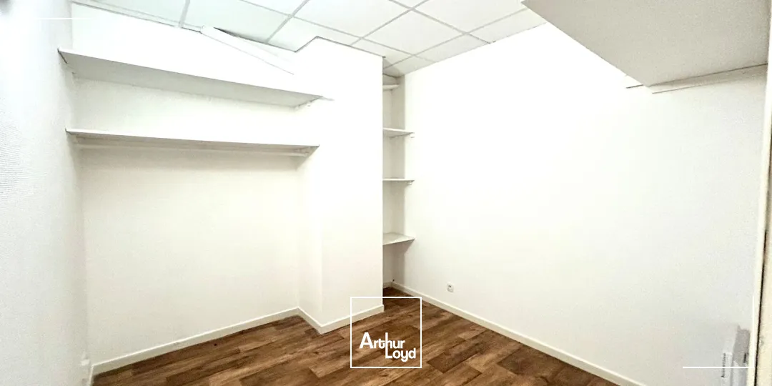 Bureaux à louer 152 m² divisibles - Visibilité sur axe pasasnt - Bordeaux - Bassins à Flots/Bacalan