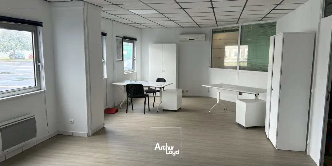 Entrepôt de 500m2 à louer sur le Centre régional de transport.