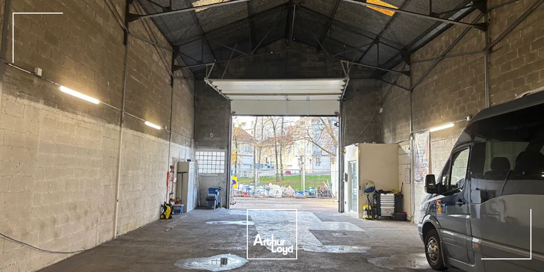 A VENDRE - LIMOGES - Entrepôt / local industriel 175 m²