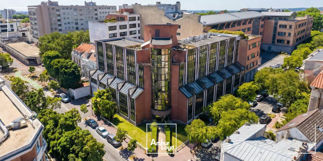 Bureaux et Activités à vendre ou à louer à SURESNES 92150