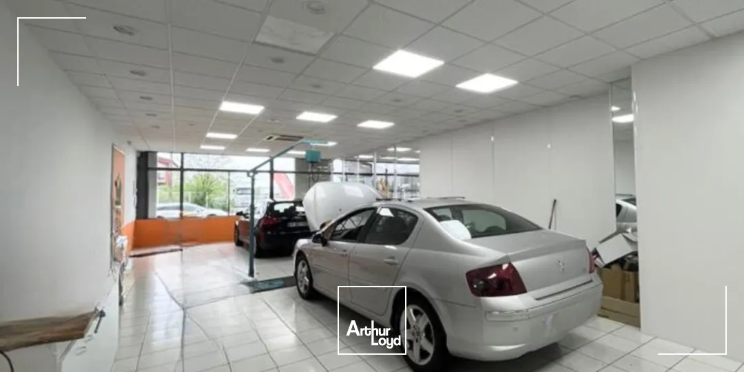 Locaux commerciaux - Location - DECINES CHARPIEU - 69150 - 280-590 - 7583782