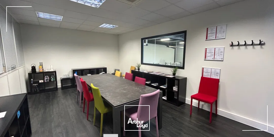 Locaux d'activité & Entrepôts - Vente - VENISSIEUX - 69200 - 731-731 - 7583811