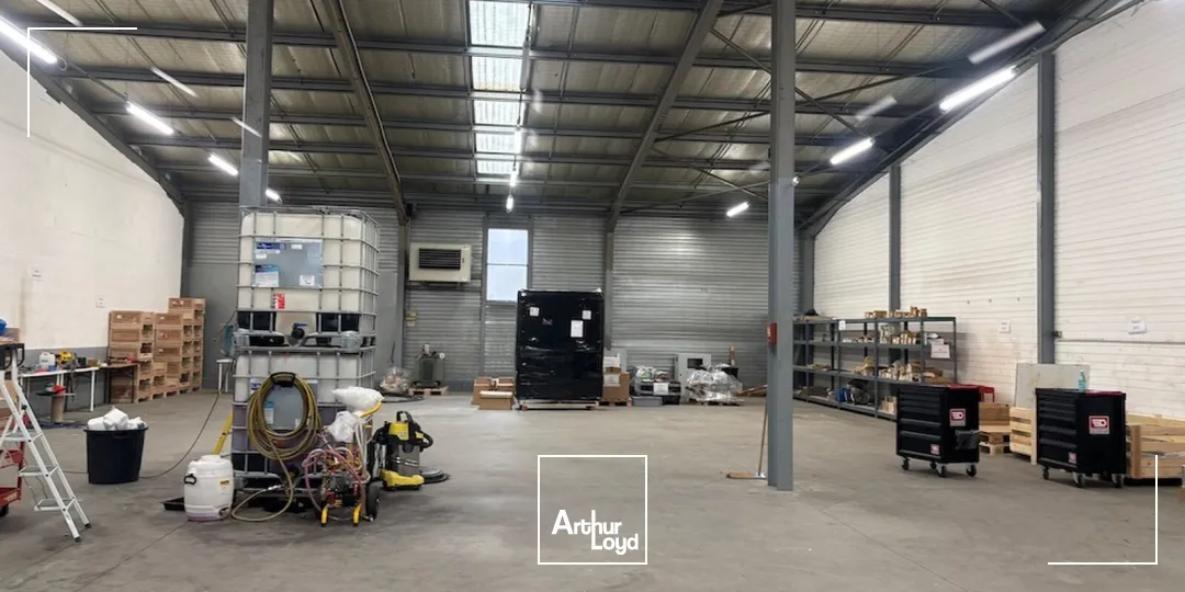 Locaux d'activité & Entrepôts - Location - SAINT ETIENNE - 42100 - 395-792 - 7583909