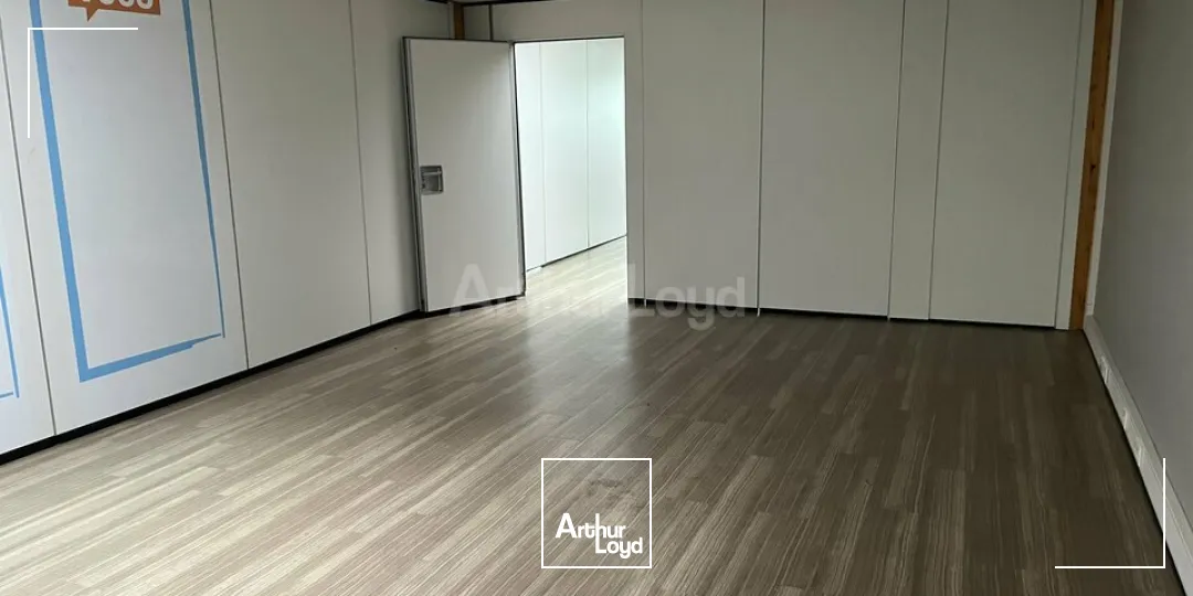 BUREAUX à LOUER de 1000 m²