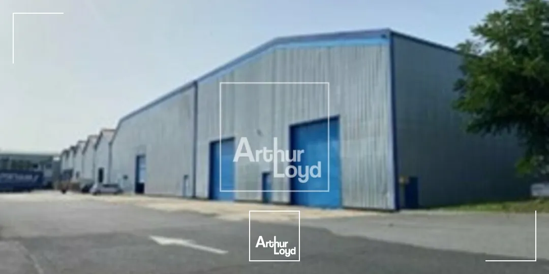 CORBEIL ESSONNES ENTREPOT A LOUER