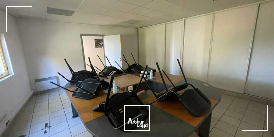 LOCAL D'ACTIVITE 900m² - A VENDRE - ESSART