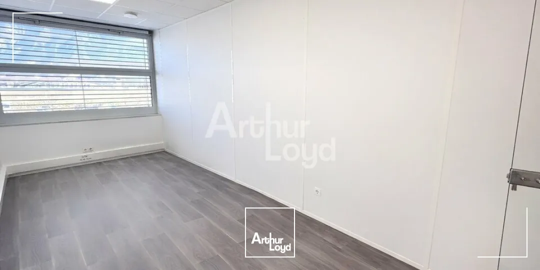 A LOUER - Bureaux de 90m2 à Technolac - DIVISIBLE