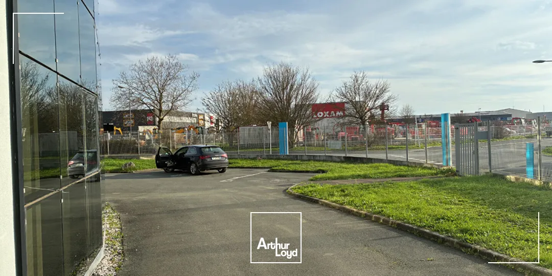 A louer Local d'activité ZAC AYTRE 660 m2