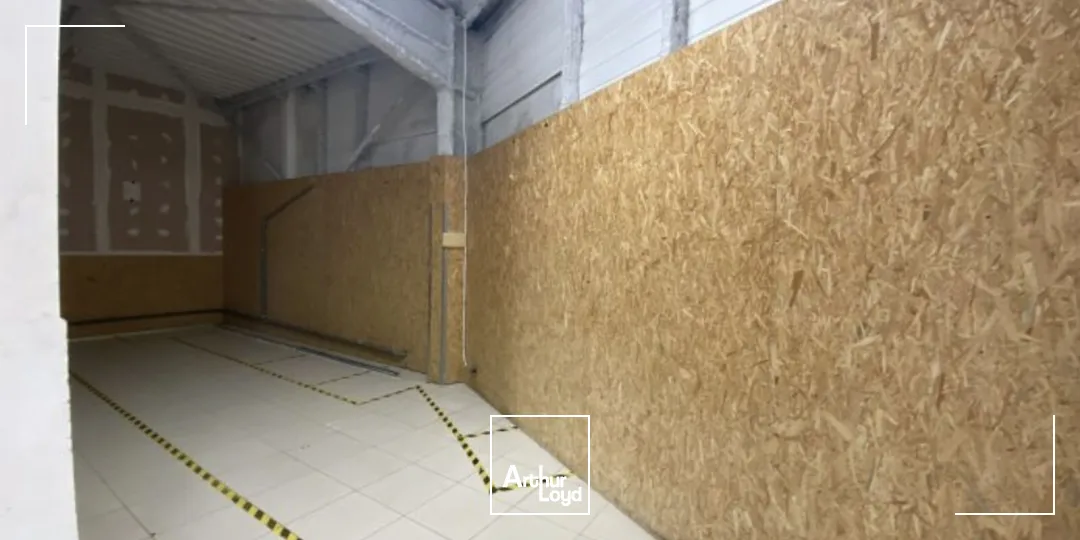 Locaux commerciaux - Location - SIN LE NOBLE - 59450 - 564-564 - 7586072