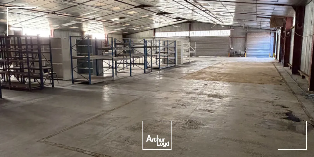 ALOUER -- LIMOGES SUD -- Local d'activité 1&nbsp;000 m²