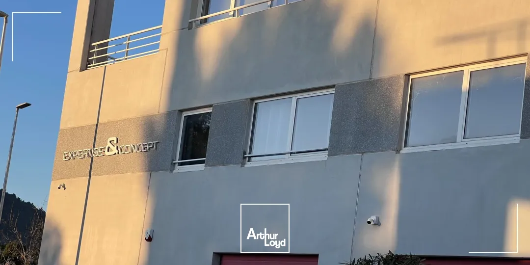 Bureaux avec terrasse et parkings à vendre - ZI - La Farlède