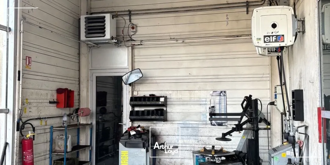 À louer - Local commercial sur terrain indépendant - Sainte-Foy-lès-Lyon