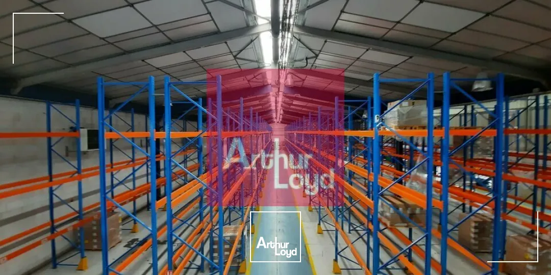 COURNON ZI A LOUER ENTREPOT 7918 M²