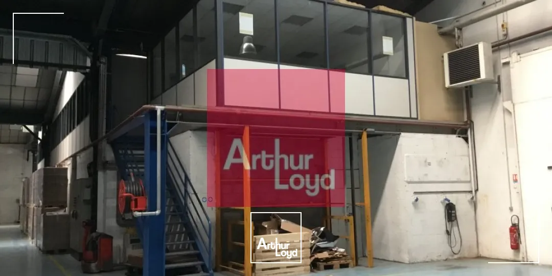 COURNON ZI A LOUER ENTREPOT 4&nbsp;846 M²