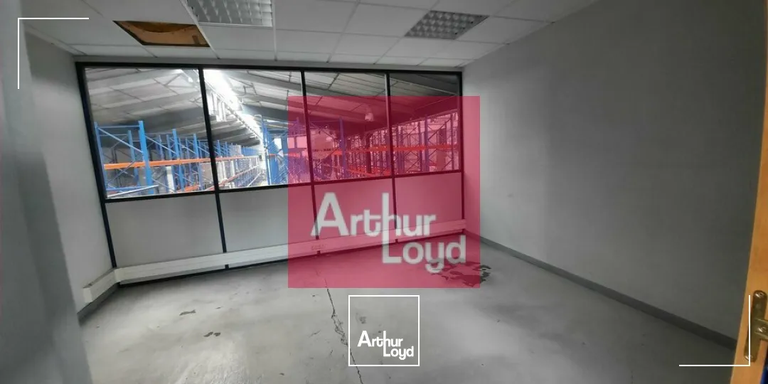COURNON ZI A LOUER ENTREPOT 3072 M²
