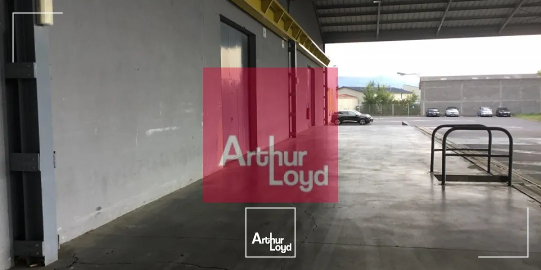 COURNON ZI A LOUER ENTREPOT 4&nbsp;846 M²