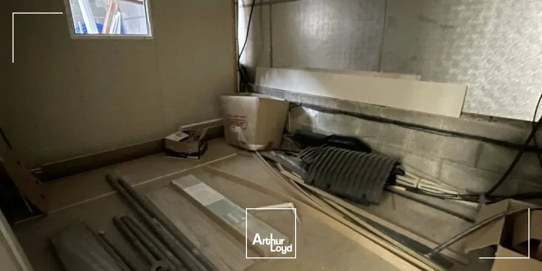 Locaux d'activité & Entrepôts - Location - NIORT - 79000 - 270-270 - 7586659