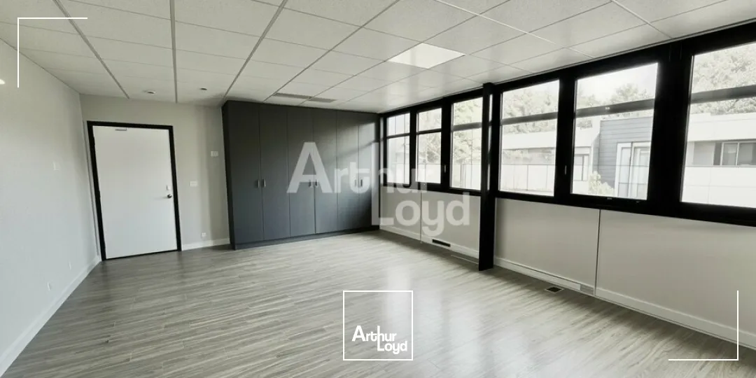 Bureau à louer au Bourget du lac-50 m² au sein du parc d'activités Savoie Technolac