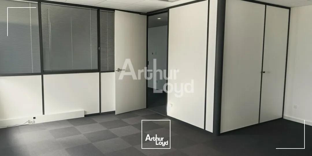 Bureau à louer-au cur de Savoie Technolac