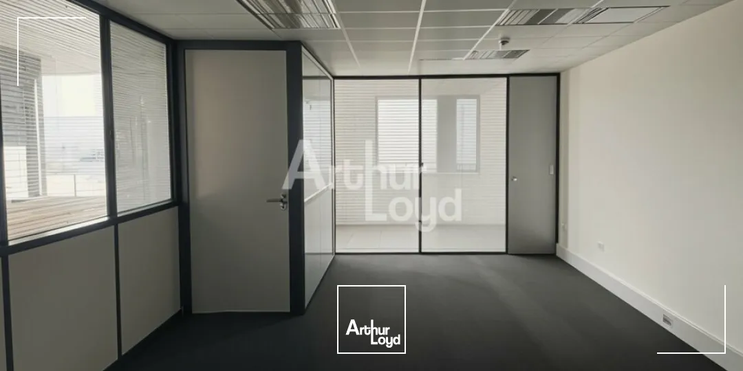 Bureau à louer-au cur de Savoie Technolac