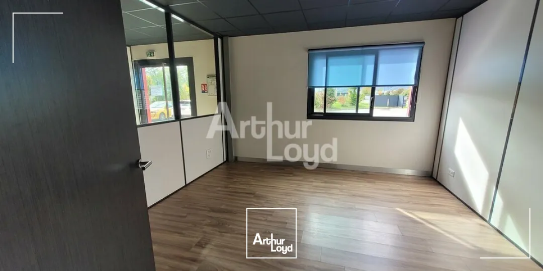 A VENDRE - Local d'activité de 566 m² + 118m2 de bureaux - Secteur Alpespace