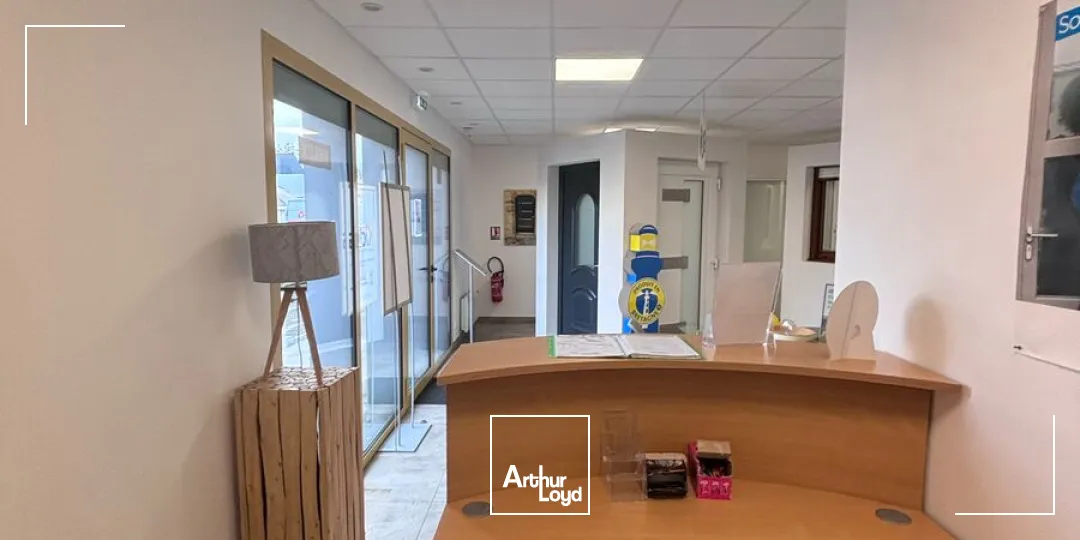 Locaux commerciaux - Location - SAUTRON - 44880 - 93.7-93.7 - 7587321