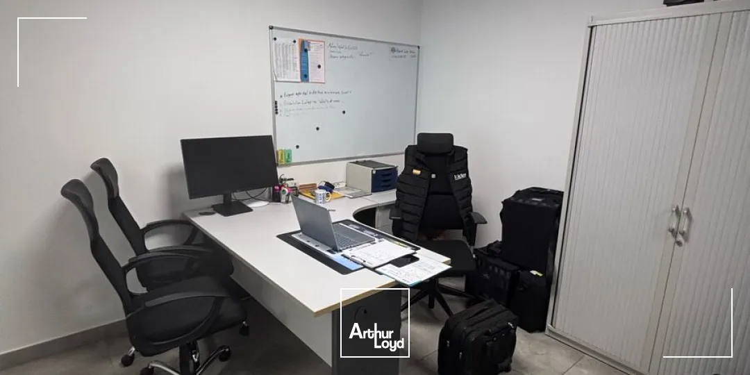 Locaux commerciaux - Location - SAUTRON - 44880 - 93.7-93.7 - 7587322