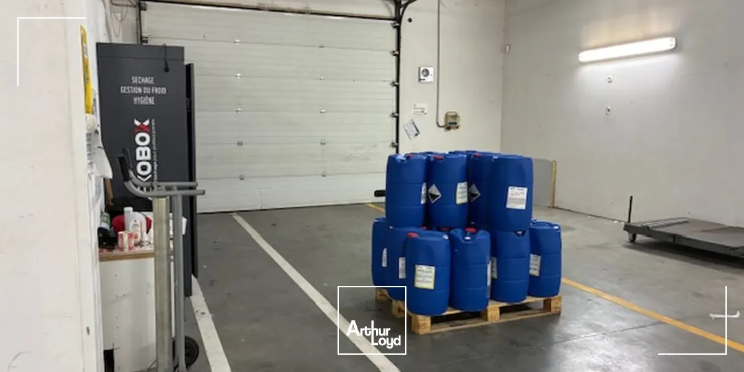 LOCATION LOCAL ACTIVITE 485M2-La CHAPELLE LAUNAY/SAVENAY