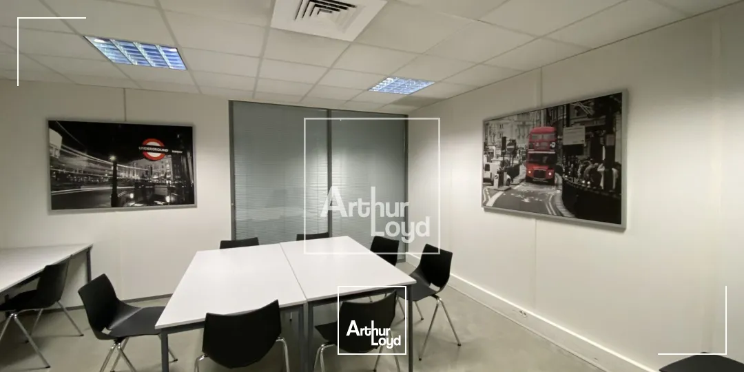 BUREAUX A LOUER GRENOBLE BOUCHAYET VIALLET DANS UN IMMEUBLE SECURISE 