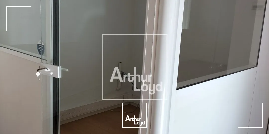 Bureaux - Location - MOIRANS - 38430 - 82-82 - 7587404