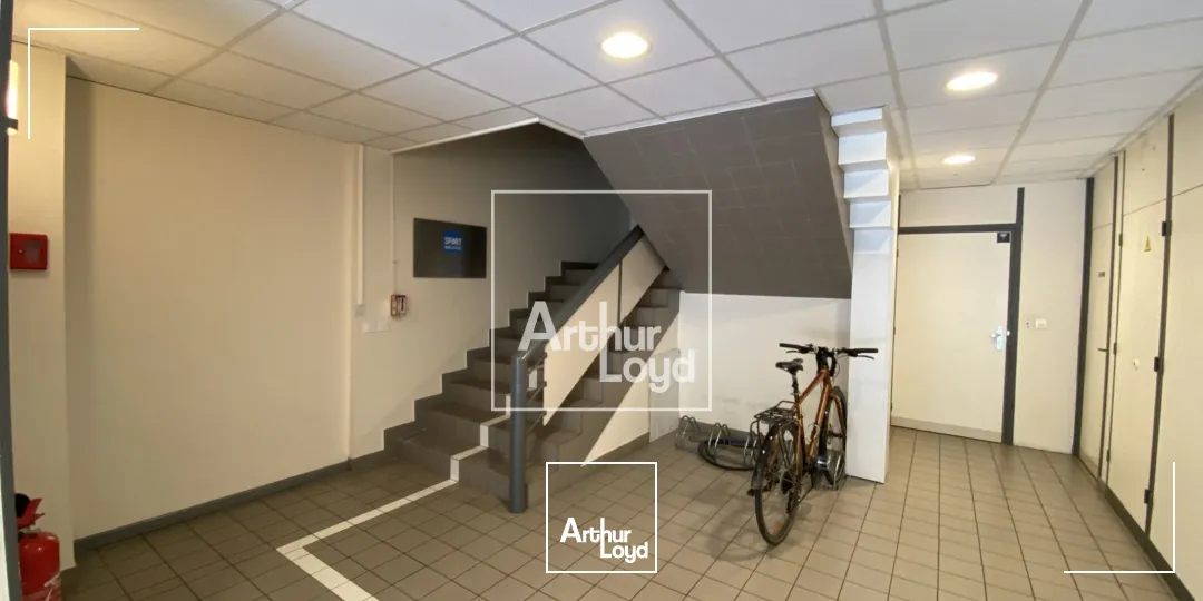 A LOUER BUREAUX EYBENS PARC ARBORE PROCHE TRAM ET COMMODITES