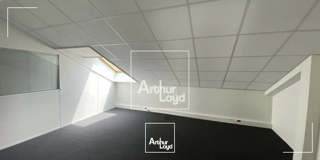 A LOUER BUREAUX EYBENS PARC ARBORE PROCHE TRAM ET COMMODITES