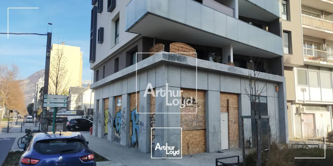 Locaux commerciaux - Location - GRENOBLE - 38100 - 76-300 - 7587443