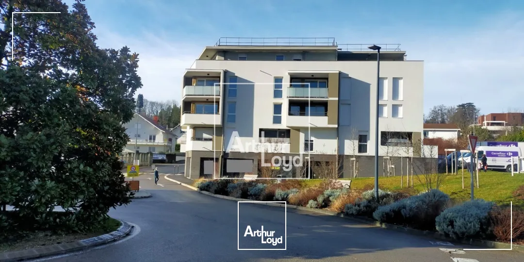 Locaux commerciaux - Location - VOIRON - 38500 - 329-329 - 7587723