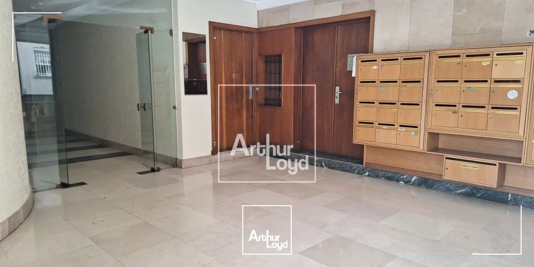 Bureaux - Vente - GRENOBLE - 38000 - 68.89-68.89 - 7587919