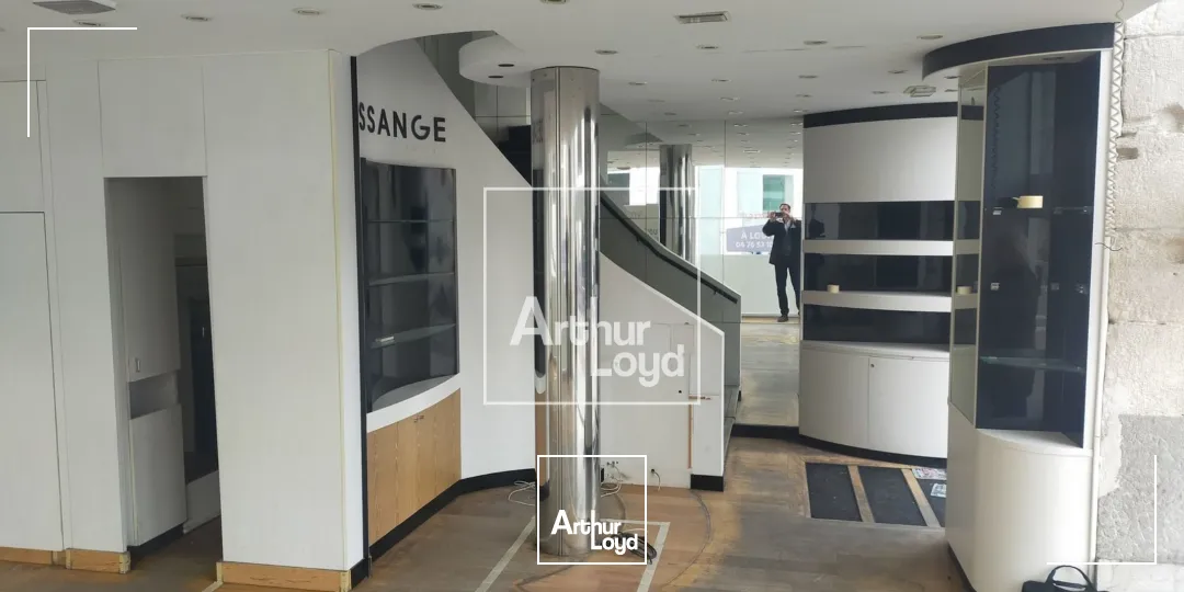 Locaux commerciaux - Location - GRENOBLE - 38000 - 106-106 - 7588001