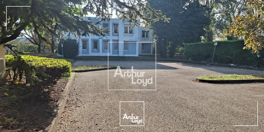 Bureaux - Vente - SAINT EGREVE - 38120 - 768-768 - 7588125