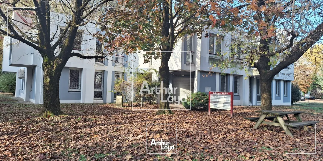 Bureaux - Vente - SAINT EGREVE - 38120 - 768-768 - 7588128