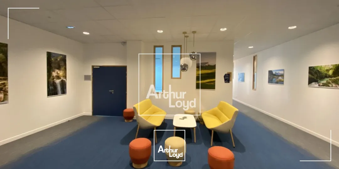 BUREAUX 3&nbsp;645 M² DIVISIBLES ENTIEREMENT RENOVES - A LOUER - EYBENS