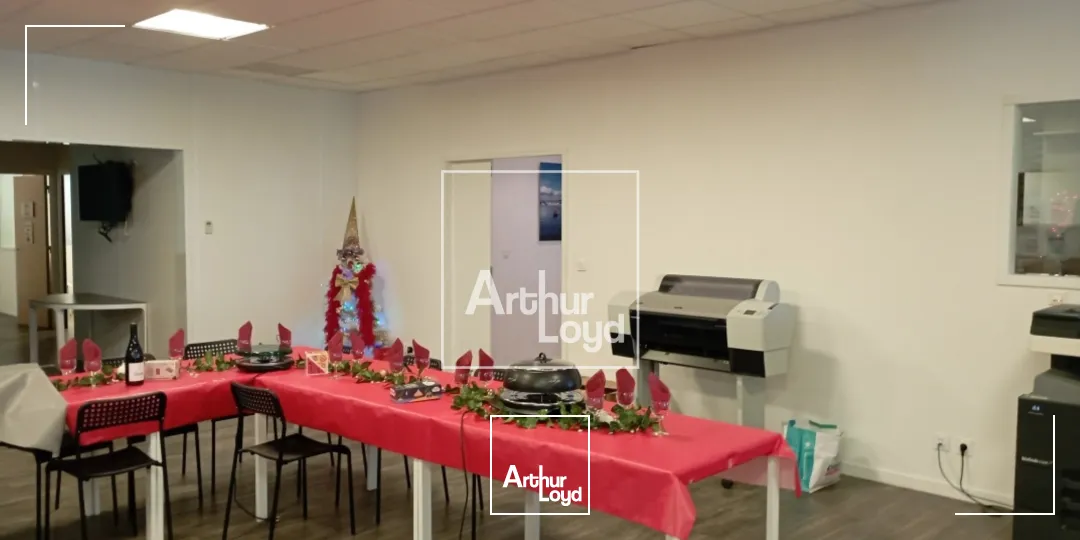 BUREAU DE 19M² A LOUER DANS UN IMMEUBLE TERTIAIRE CENTR'ALP MOIRANS