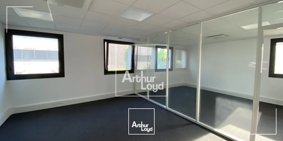 Bureaux - Location - MEYLAN - 38240 - 136.06-136.06 - 7588257