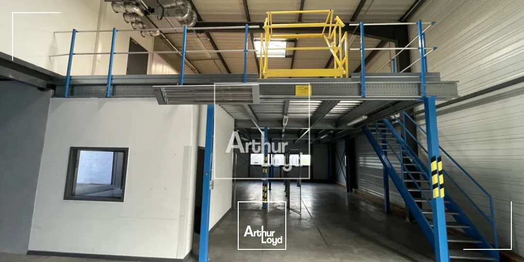 Locaux d'activité & Entrepôts - Location - SAINT MARTIN LE VINOUX - 38950 - 440-440 - 7588290