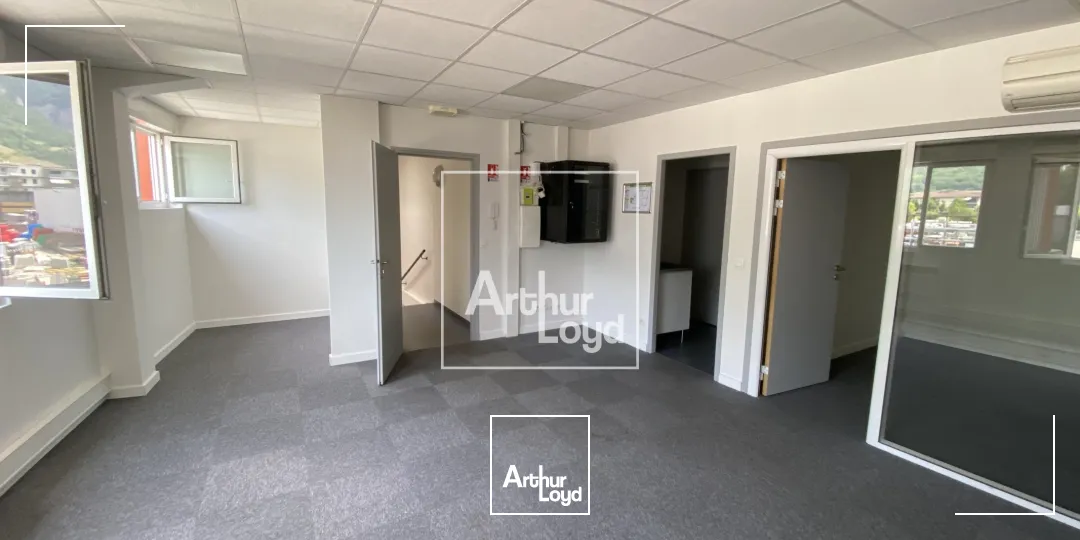 BUREAUX A LOUER - CROLLES 