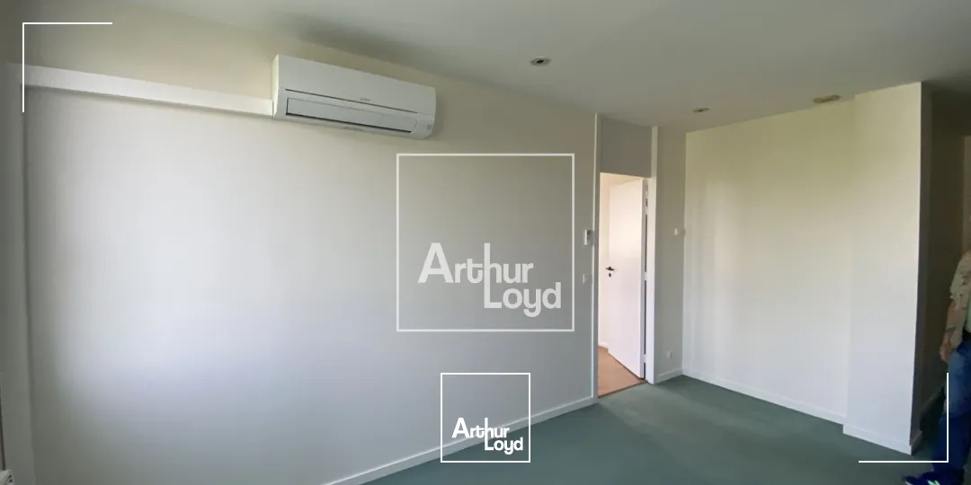 Bureaux - Location - MEYLAN - 38240 - 98.85-98.85 - 7588332