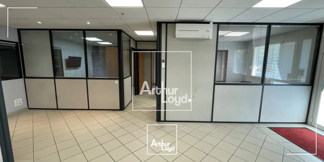 Locaux d'activité & Entrepôts - Location - MEYLAN - 38240 - 151.4-151.4 - 7588451