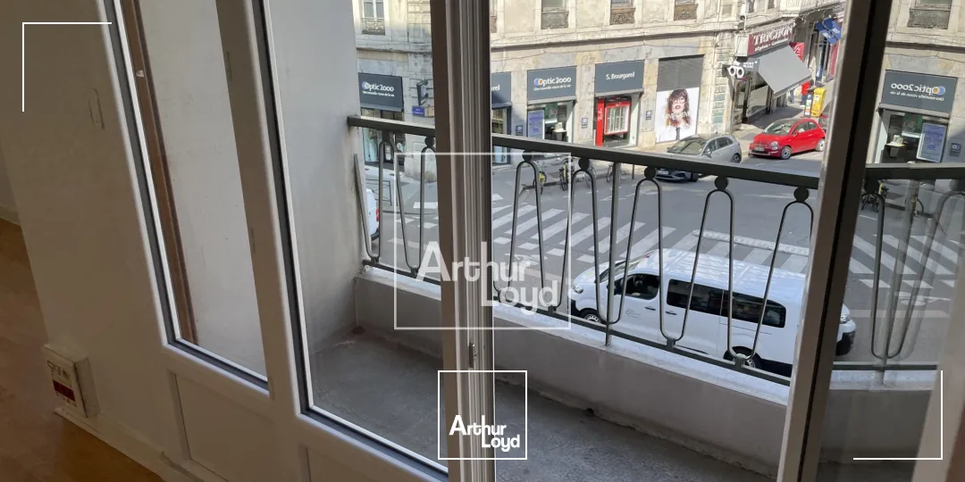 A LOUER - Bureaux 40 m² - GRENOBLE HYPERCENTRE